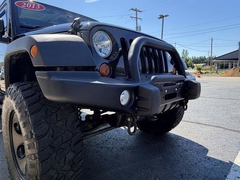 Used 2013 Jeep Wrangler Unlimited Sport w/ Connectivity Group AWD/4WD image 5