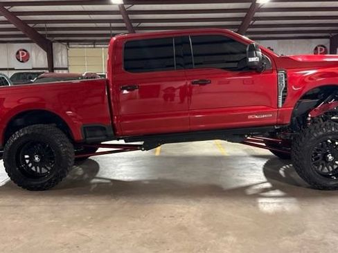 Used 2024 Ford F250 Limited w/ FX4 Off-Road Package AWD/4WD image 3