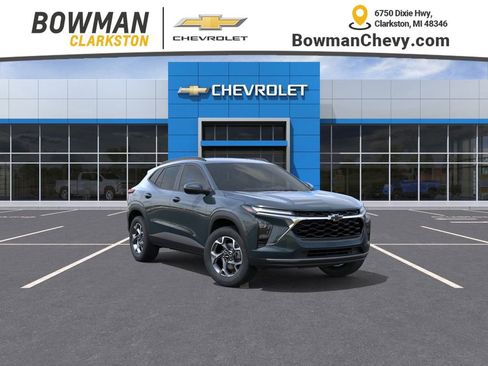 New 2025 Chevrolet Trax LT w/ Driver Confidence Package image 1