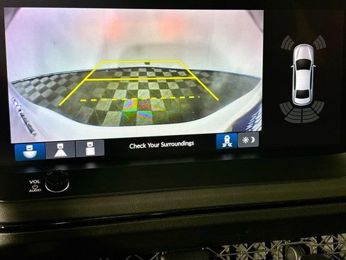 Used 2023 Honda Accord EX-L image 17