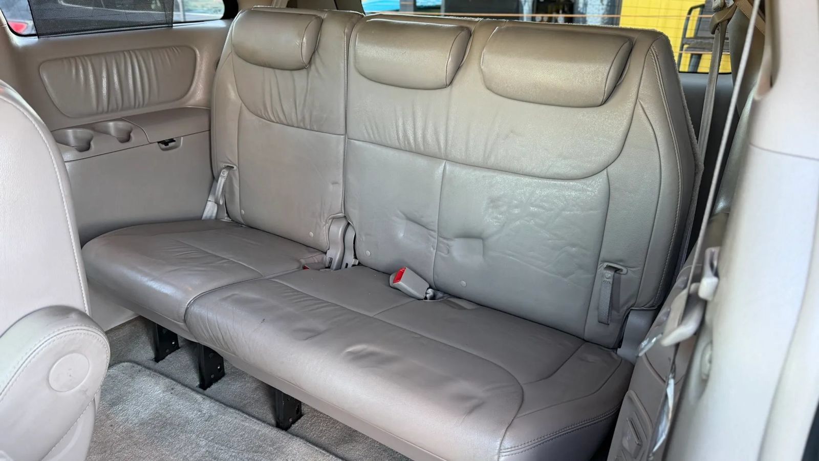 Used 2008 Toyota Sienna XLE w/ Towing Prep Pkg FWD image 12