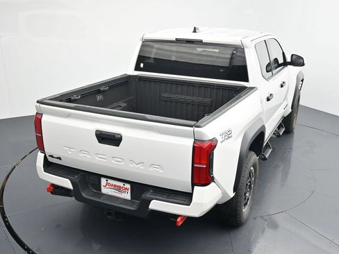 Used 2024 Toyota Tacoma TRD Off-Road AWD/4WD image 28