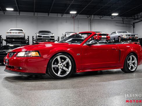 Used 2001 Ford Mustang GT image 1
