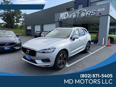 Used 2019 Volvo XC60 T5 Momentum w/ Premium Package