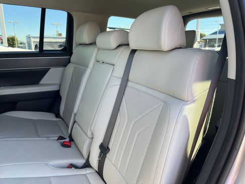 Used 2025 Hyundai Santa Fe SEL image 39