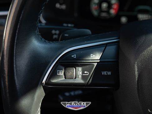 Used 2021 Audi Q8 Premium Plus image 25