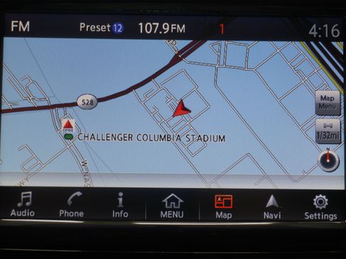 Used 2016 Nissan Murano SV FWD image 18