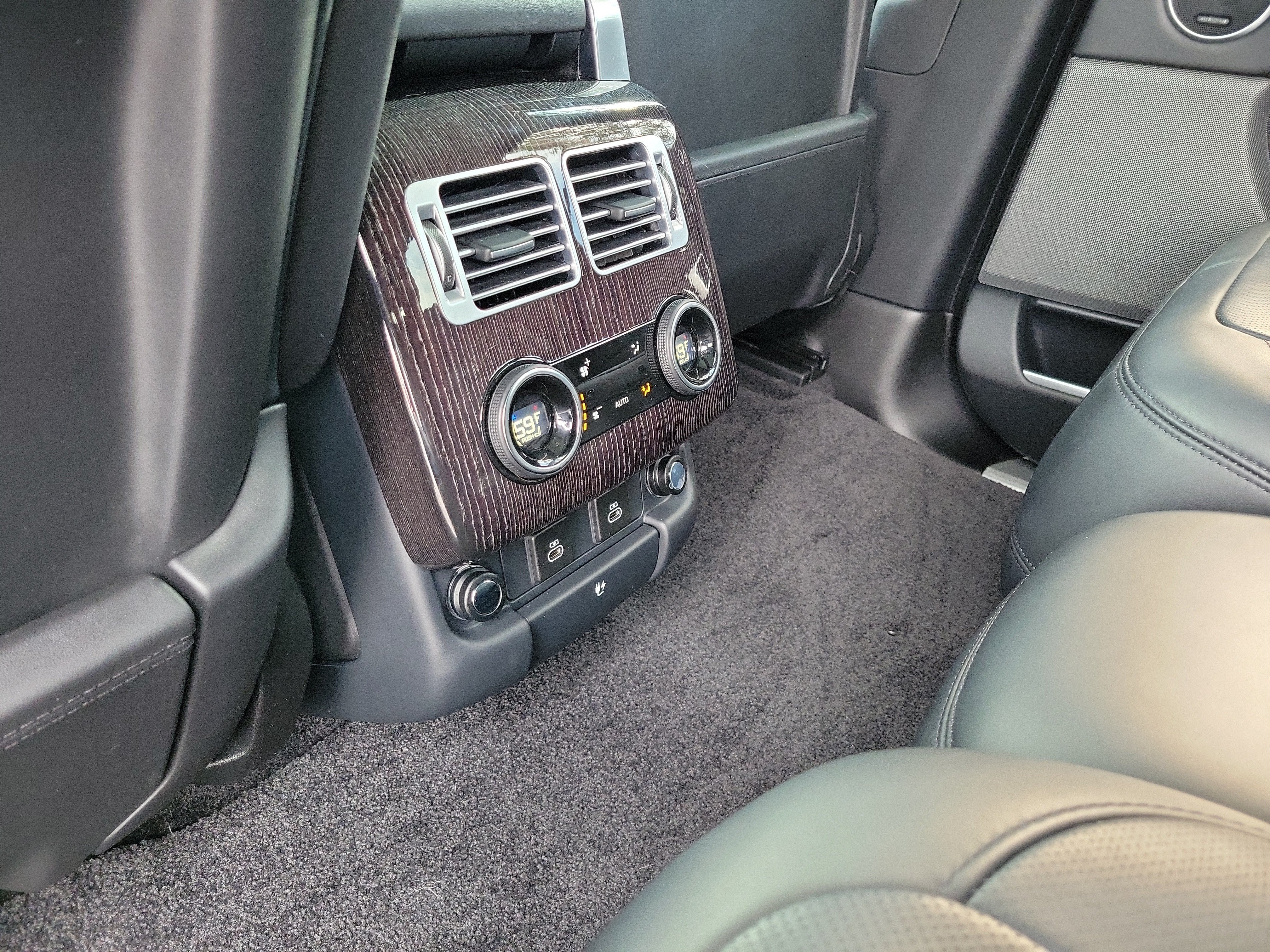 Used 2022 Land Rover Range Rover Autobiography AWD/4WD image 13