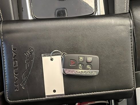 Used 2020 Jaguar F-PACE Checkered Flag image 29