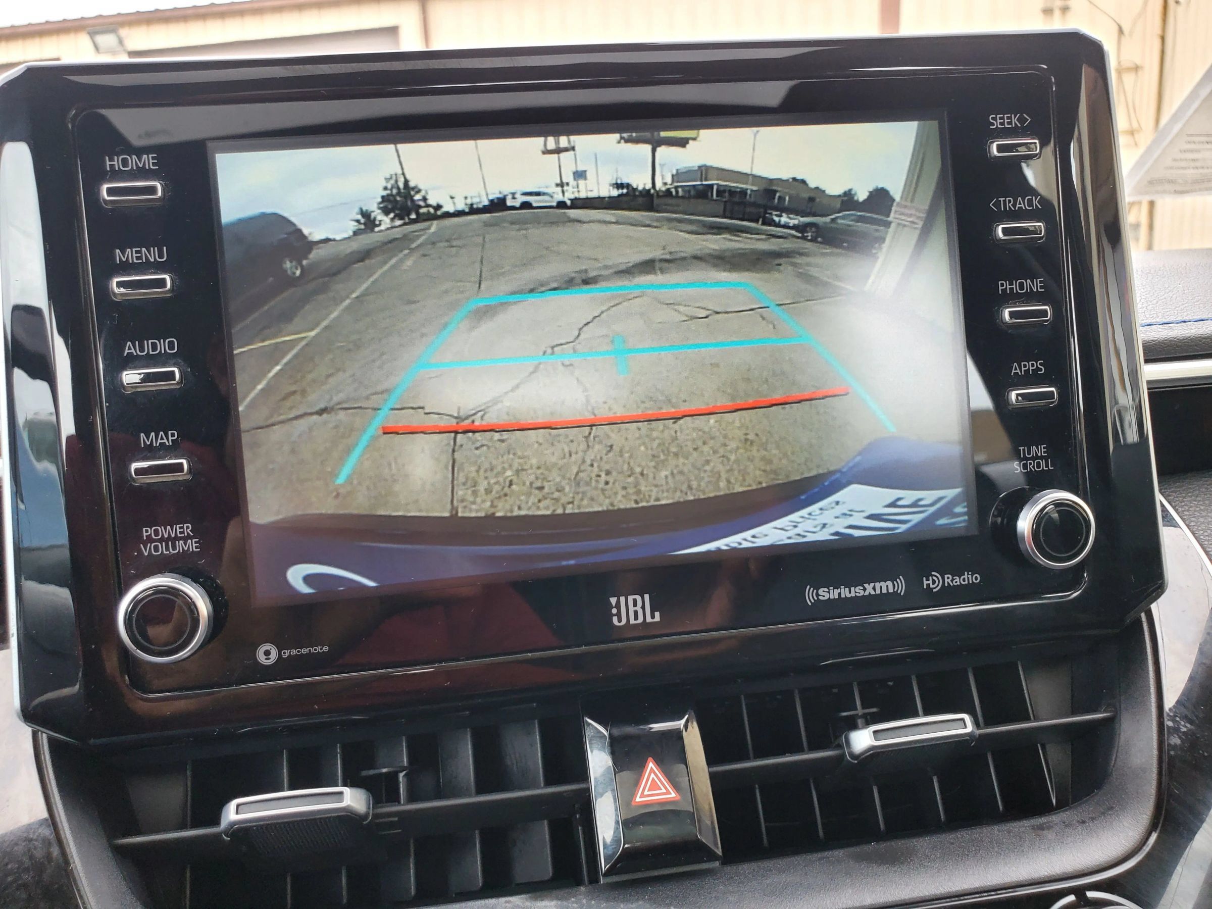 Used 2020 Toyota Corolla XSE FWD image 3
