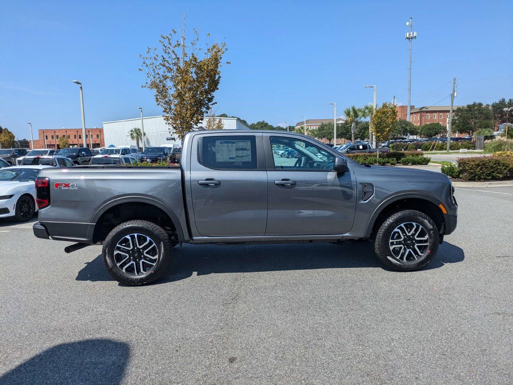 New 2026 Ford Ranger Lariat w/ FX4 Off-Road Package AWD/4WD image 3