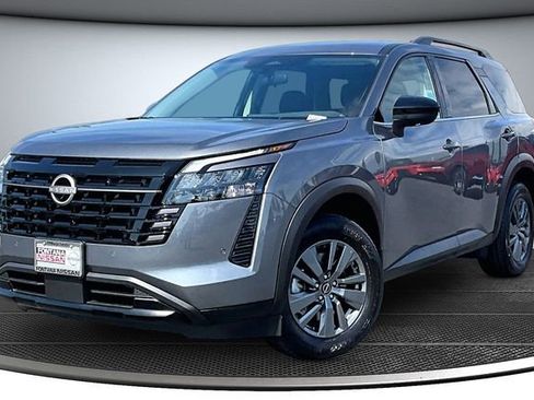 New 2026 Nissan Pathfinder SV FWD image 2