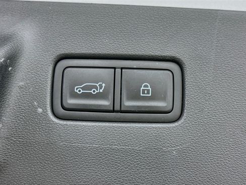 Used 2025 Hyundai Santa Fe SEL FWD image 29