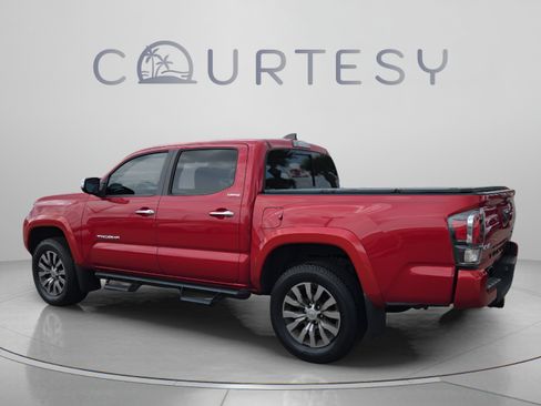 Used 2020 Toyota Tacoma Limited AWD/4WD image 3