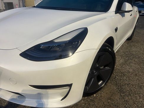 Used 2023 Tesla Model 3 Standard Range image 12