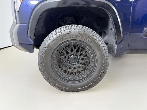 Used 2023 Toyota Tundra Platinum image 23