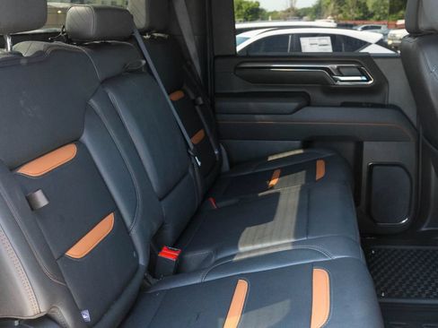 Used 2025 GMC Sierra 2500 AT4 AWD/4WD image 20