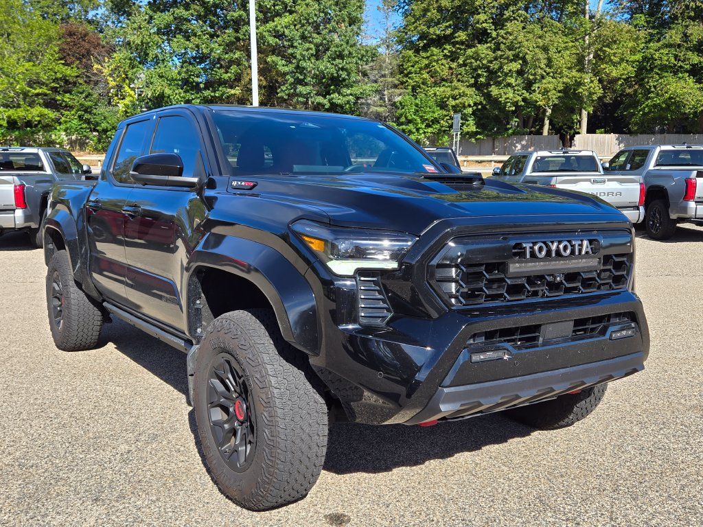 Used 2026 Toyota Tacoma TRD Pro AWD/4WD image 8