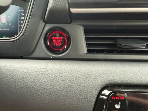 Used 2026 Honda Pilot Sport image 19