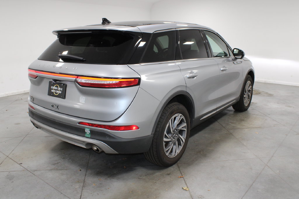 Used 2023 Lincoln Corsair AWD w/ Equipment Group 101A image 9