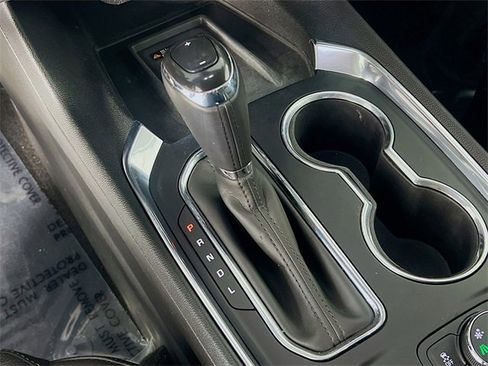 Used 2018 Chevrolet Traverse Premier w/ Driver Confidence II Package image 23