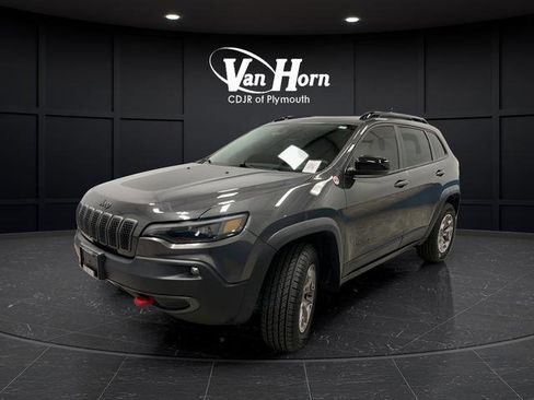 Used 2022 Jeep Cherokee Trailhawk w/ Sun, Sound & Nav Group AWD/4WD image 3