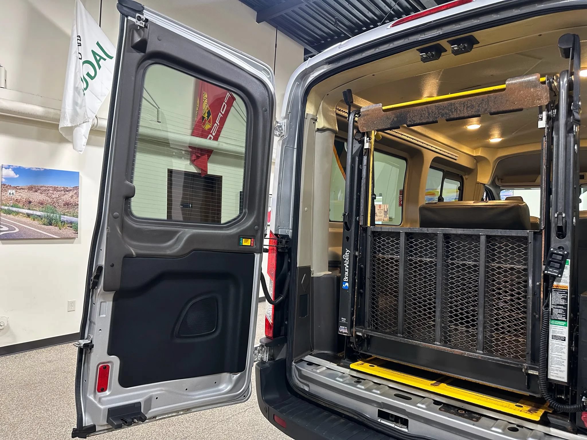 Used 2015 Ford Transit 250 148 Medium Roof RWD image 25