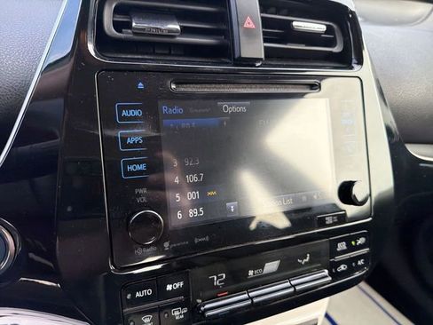 Used 2017 Toyota Prius Three Touring FWD image 14