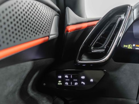 Certified 2023 Ferrari Roma image 24