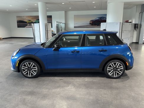 New 2026 MINI Cooper S FWD image 4