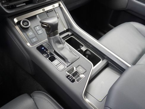 Used 2024 Lexus GX 550 AWD/4WD image 20