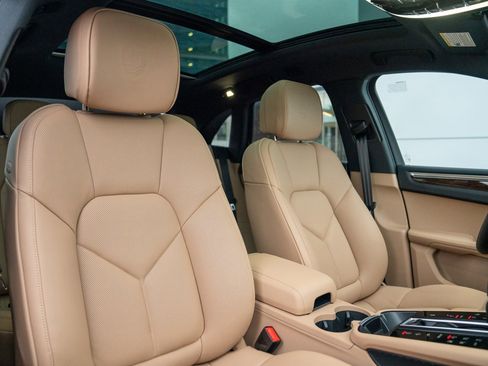 New 2026 Porsche Macan S image 27