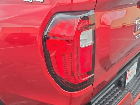 Used 2025 GMC Canyon Elevation w/ Convenience Package image 33