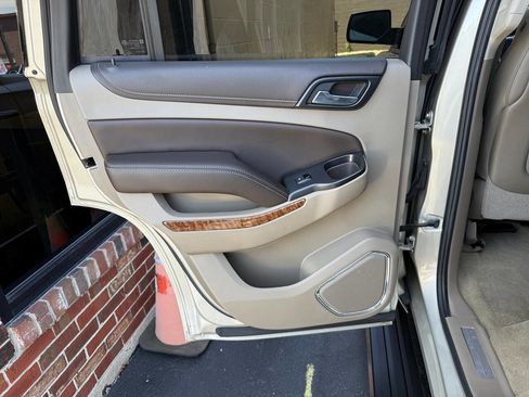 Used 2016 Chevrolet Tahoe LTZ AWD/4WD image 25