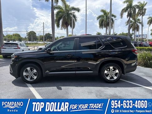 Used 2023 Honda Pilot EX-L image 6