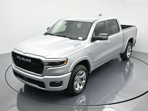 New 2026 RAM 1500 4x4 Crew Cab image 29