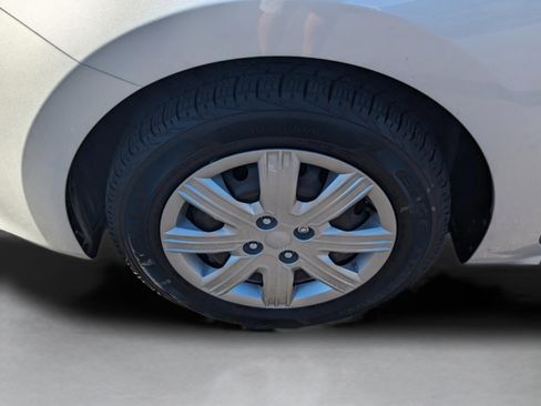 Used 2022 Kia Rio LX image 12