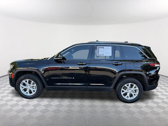 Used 2023 Jeep Grand Cherokee Limited AWD/4WD image 8