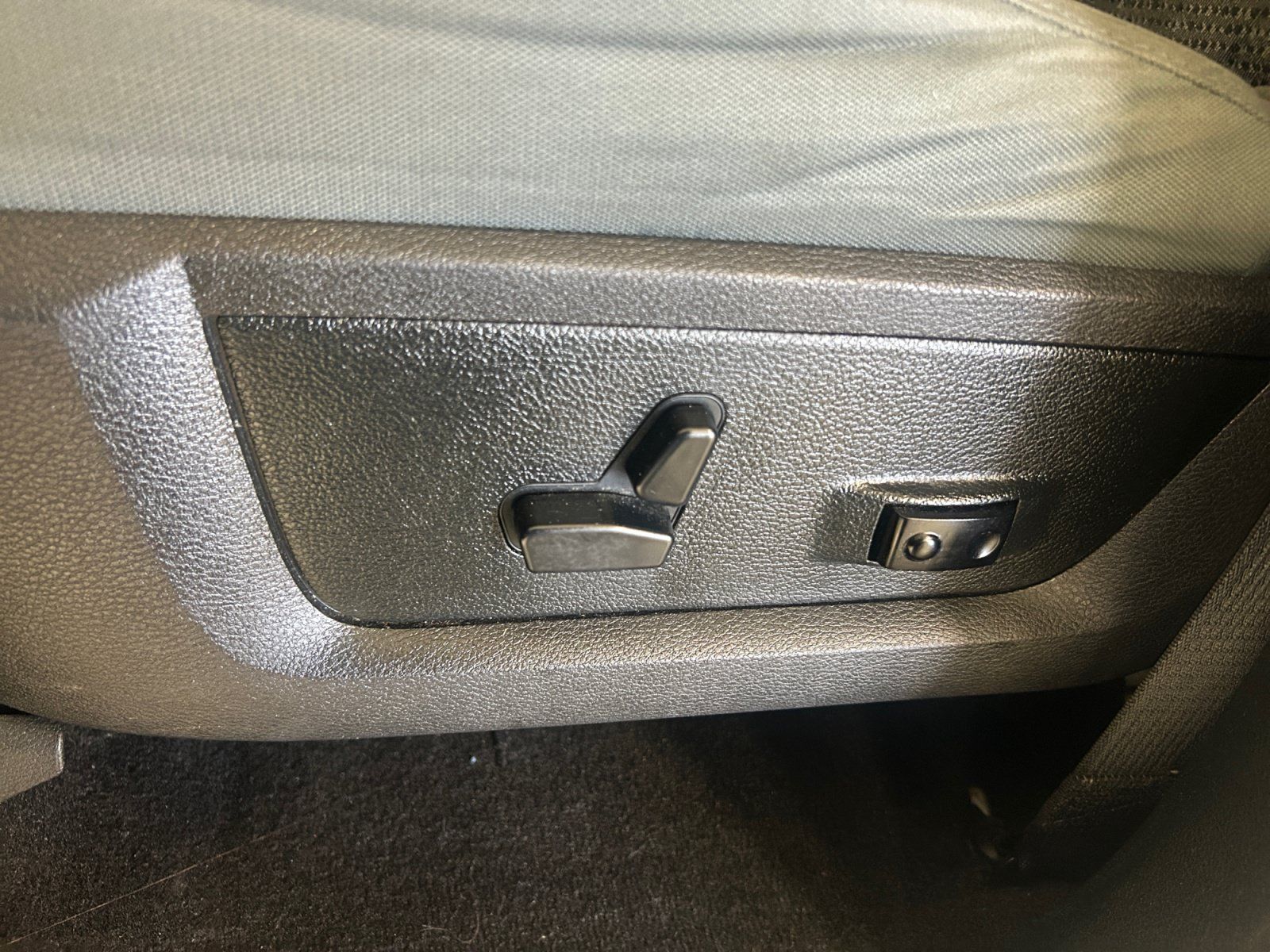 Used 2017 RAM 1500 Big Horn AWD/4WD image 11