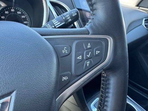 Used 2022 Chevrolet Equinox LT AWD/4WD image 26