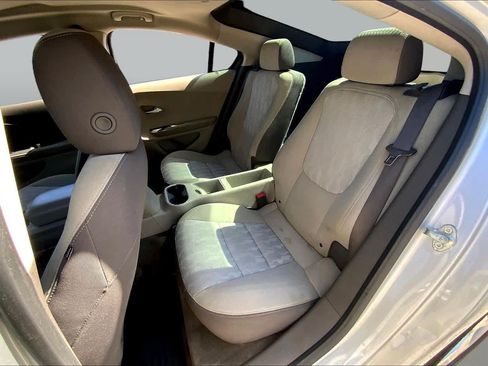 Used 2015 Chevrolet Volt w/ Enhanced Safety Package 1 FWD image 21
