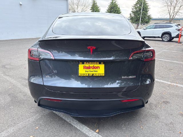 Used 2024 Tesla Model Y Performance AWD/4WD image 6