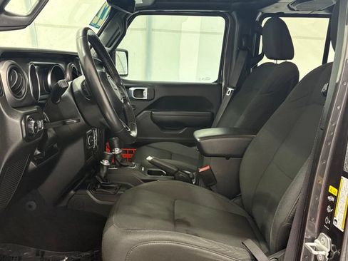 Used 2022 Jeep Wrangler Unlimited Sport AWD/4WD image 13