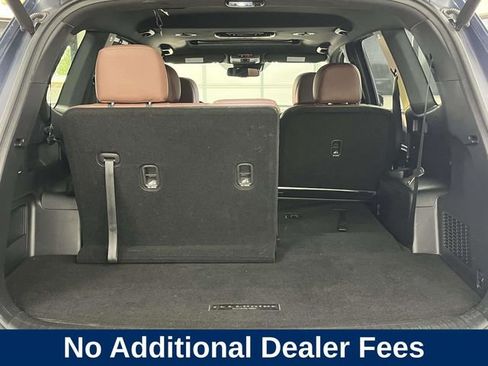 Used 2023 Kia Telluride EX w/ EX Captain's Chair Package FWD image 24