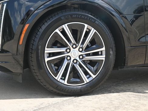 Used 2024 Cadillac Lyriq Luxury RWD image 28