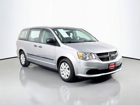 Used 2015 Dodge Grand Caravan American Value Package w/ UConnect Hands-Free Group image 7