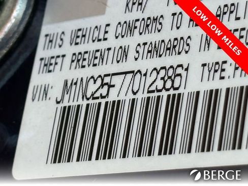 Used 2007 MAZDA MX-5 Miata Grand Touring w/ Premium Pkg image 29