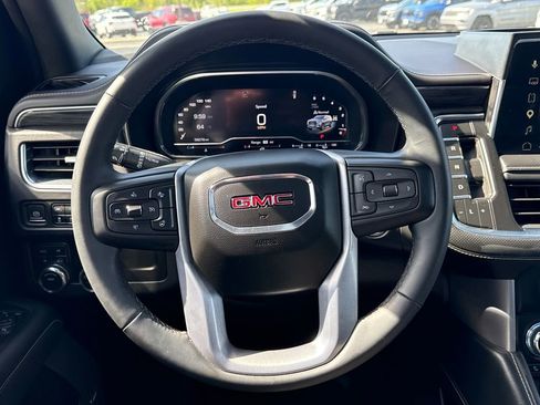 Certified 2023 GMC Yukon SLT w/ SLT Premium Package AWD/4WD image 13
