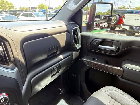Used 2023 GMC Sierra 2500 Denali w/ Denali Ultimate Package AWD/4WD image 28