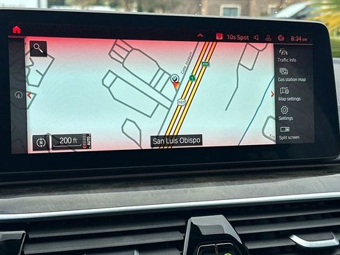 Used 2022 BMW M550i xDrive M550i xDrive w/ Dynamic Handling Package image 21